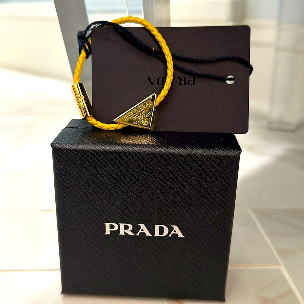 NWT in box. Size small Prada bracelet.